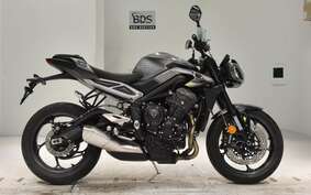 TRIUMPH STREET TRIPLE R 2023