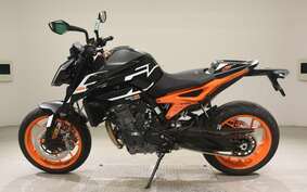 KTM 890 DUKE GP 2024