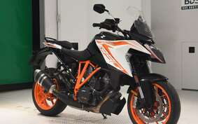 KTM 1290 SUPER DUKE GT 2020