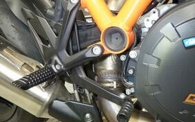 KTM 1290 SUPER DUKE R 2020 V3940