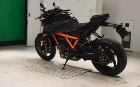 KTM 1290 SUPER DUKE R 2020 V3940