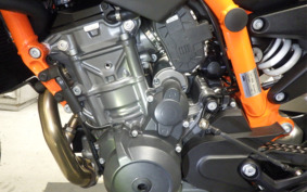 KTM 890 DUKE R 2023