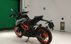 KTM 390 DUKE 2022