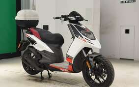 APRILIA SR125 MOTARD M703