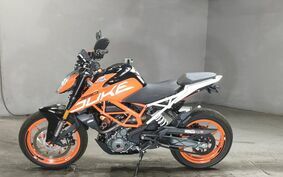 KTM 390 DUKE 2017 JPJ40