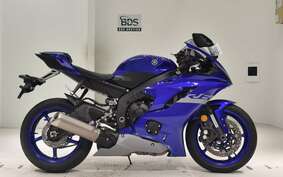 YAMAHA YZF-R6 2021