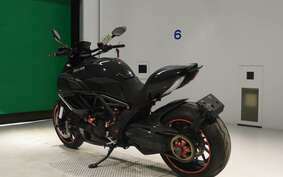 DUCATI DIAVEL 2013