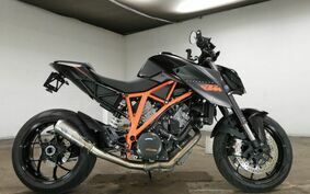 KTM 1290 SUPER DUKE R 2016 V3940