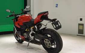 DUCATI STREETFIGHTER V2 2022