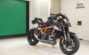 KTM 1290 SUPER DUKE R 2020 V3940