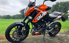 KTM 125 DUKE JGA40