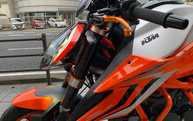 KTM 1290 SUPER DUKE R 2022 V3940