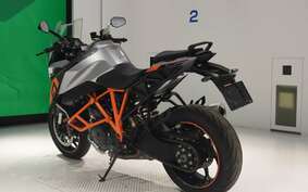 KTM 1290 SUPER DUKE GT 2019 V6940