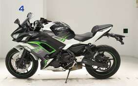 KAWASAKI NINJA150RR