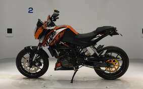 KTM 125 DUKE JGA40