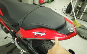 BENELLI TNT125