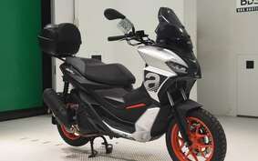 APRILIA SR GT200