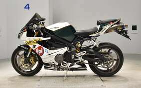 TRIUMPH DAYTONA 675 2013 MD1066