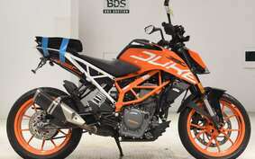 KTM 390 DUKE 2017 JPJ40