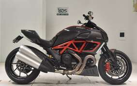 DUCATI DIAVEL Carbon 2011