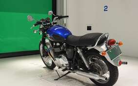 TRIUMPH BONNEVILLE T100 2015