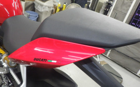 DUCATI STREETFIGHTER V2 2022