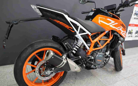 KTM 390 DUKE 2022 JPJ40