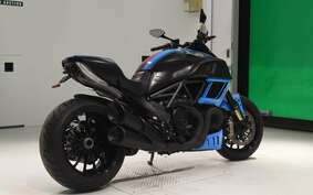 DUCATI DIAVEL 2014