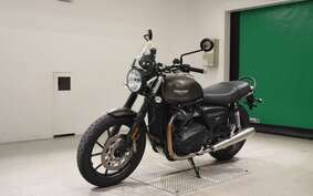 TRIUMPH STREET TWIN 2021