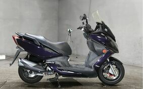 KYMCO G-Dink250 W220