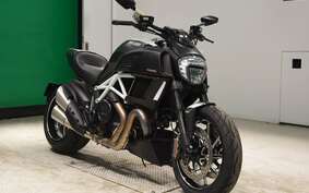 DUCATI DIAVEL Carbon 2015 G105J