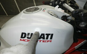 DUCATI MONSTER 797 2019