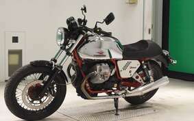 MOTO GUZZI V7 RACER 2014