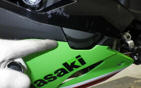 KAWASAKI ZX-4RR ZX400P