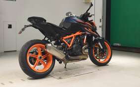 KTM 1290 SUPER DUKE R EVO 2022 V3940