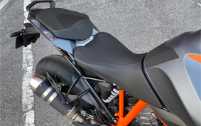 KTM 1290 SUPER DUKE GT 2023 V6940