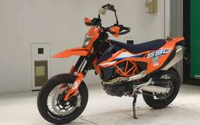 KTM 690 SMC R 2024