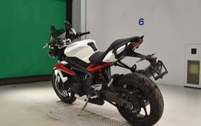 TRIUMPH STREET TRIPLE R 2014 TL1366