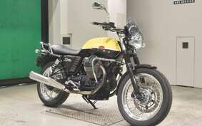 MOTO GUZZI V7 SPECIAL 2013