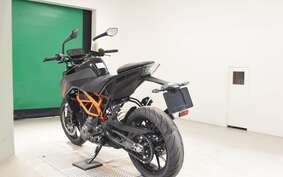 KTM 390 DUKE 2024