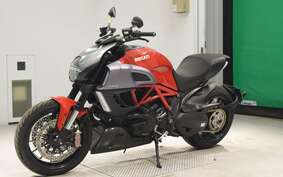 DUCATI DIAVEL 2012 G100A