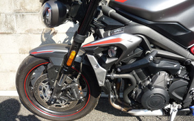 TRIUMPH STREET TRIPLE 2020 DA544Z