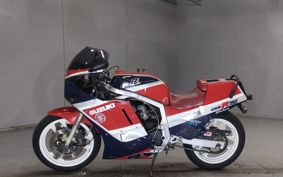 SUZUKI GSX-R750 GR71G