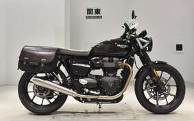 TRIUMPH STREET TWIN AD74GD