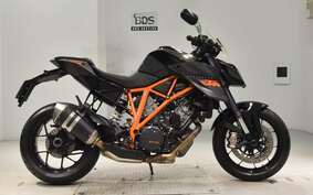 KTM 1290 SUPER DUKE R 2015 V3940