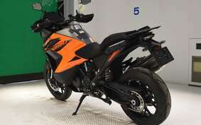 KTM 1290 SUPER ADVENTURE S 2023