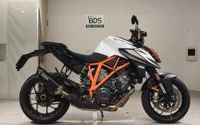 KTM 1290 SUPER DUKE R 2019 V3940