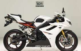 TRIUMPH DAYTONA 675 R 2011