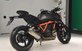 KTM 1290 SUPER DUKE R 2021