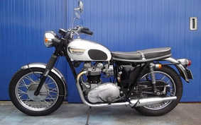 TRIUMPH BONNEVILLE 650 2005 RDU264